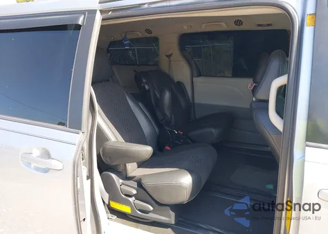 2011 Toyota Sienna Se from USA, damaged, VIN 5TDXK3DC9BS061247